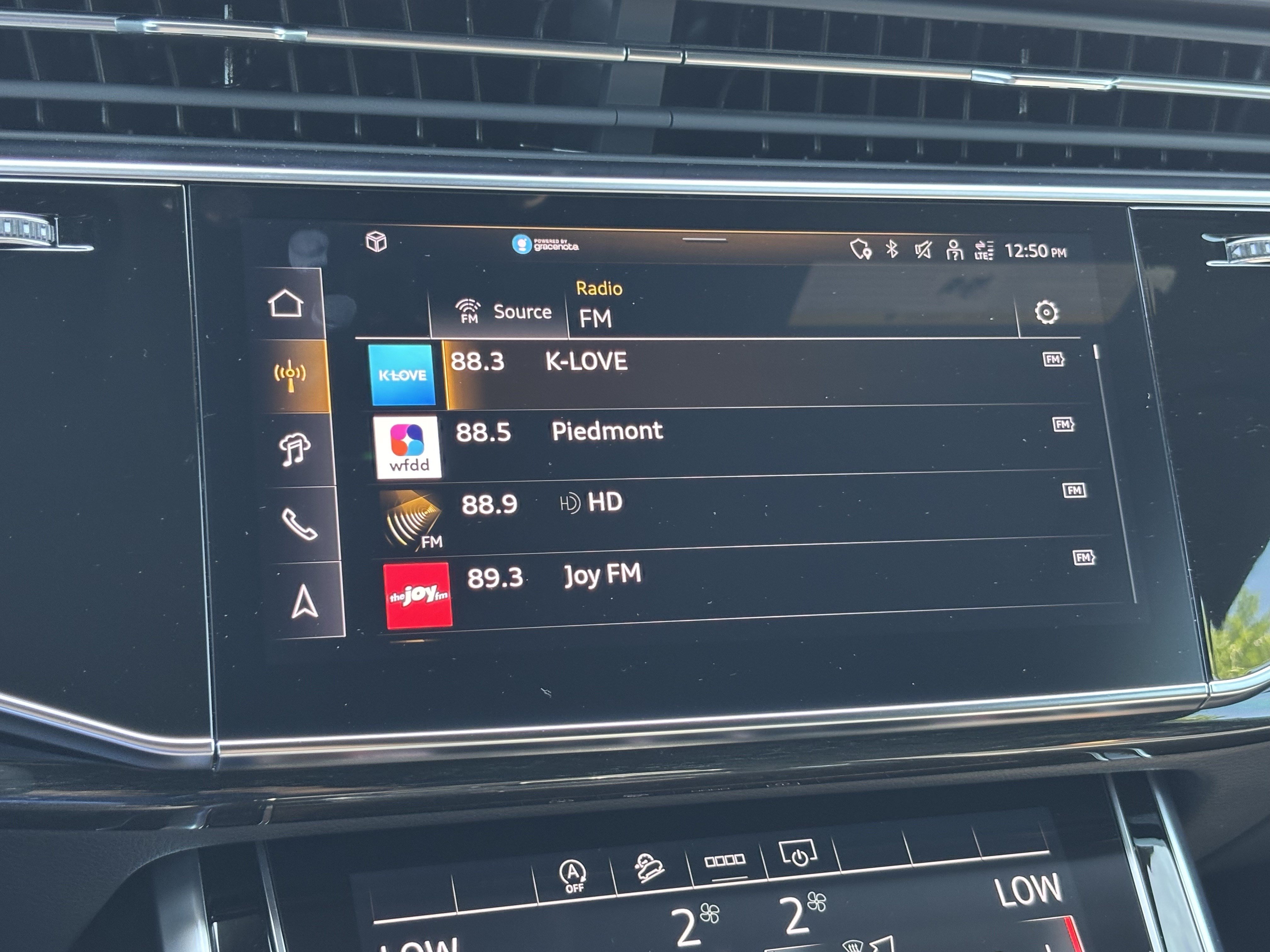 Certified 2025 Audi Q8 Premium Plus AWD/4WD image 25