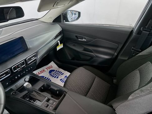 Certified 2026 Nissan Sentra SV w/ SV Convenience Package FWD image 31