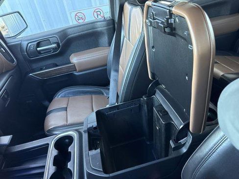 Used 2019 Chevrolet Silverado 1500 High Country w/ Technology Package image 27