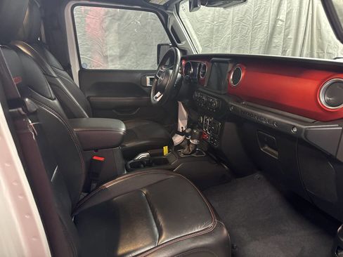 Used 2019 Jeep Wrangler Unlimited Rubicon image 23