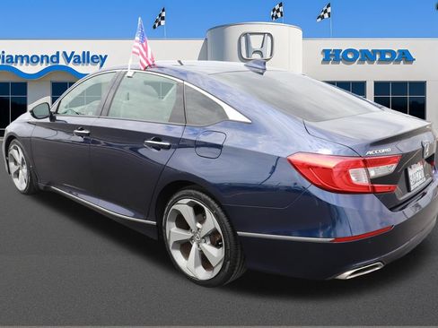 Used 2018 Honda Accord Touring image 4