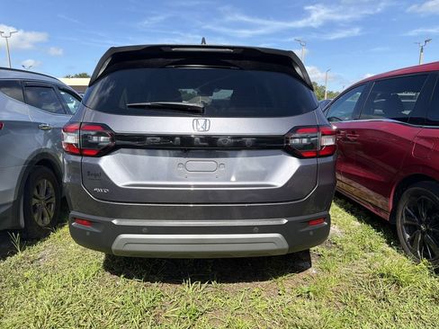 Used 2025 Honda Pilot EX-L image 5