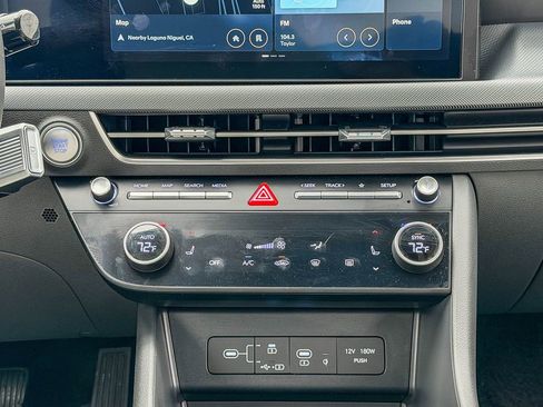 Certified 2024 Hyundai Sonata SEL w/ Convenience Package image 14