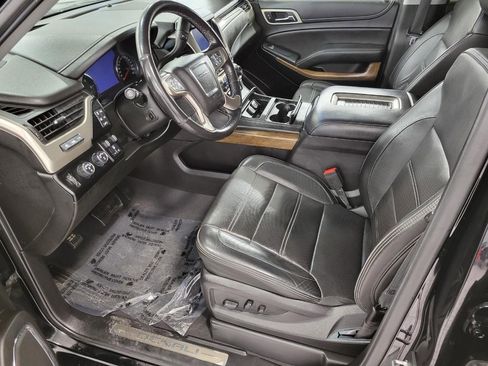 Used 2019 GMC Yukon XL Denali image 10