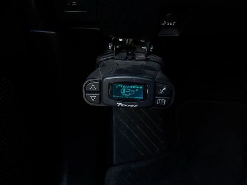 Used 2018 Toyota Tacoma TRD Off-Road AWD/4WD image 26