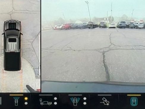 Used 2025 Chevrolet Silverado 1500 ZR2 w/ Technology Package image 42