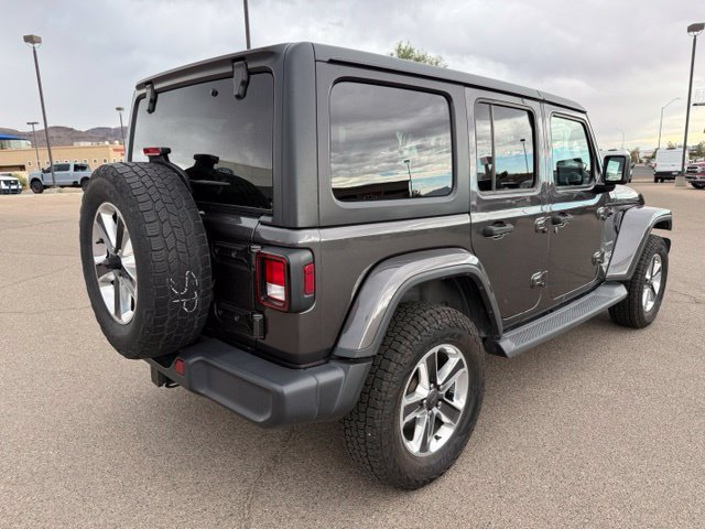 Used 2018 Jeep Wrangler Unlimited Sahara AWD/4WD image 6
