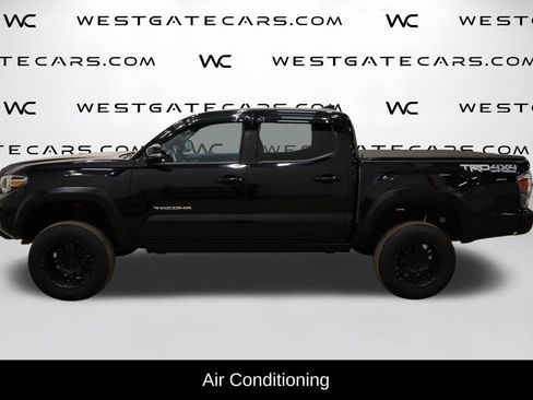 Used 2021 Toyota Tacoma TRD Off-Road w/ Technology Package image 5