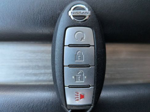 Used 2018 Nissan Murano SV AWD/4WD image 30