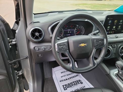 Used 2023 Chevrolet Blazer LT AWD/4WD image 14