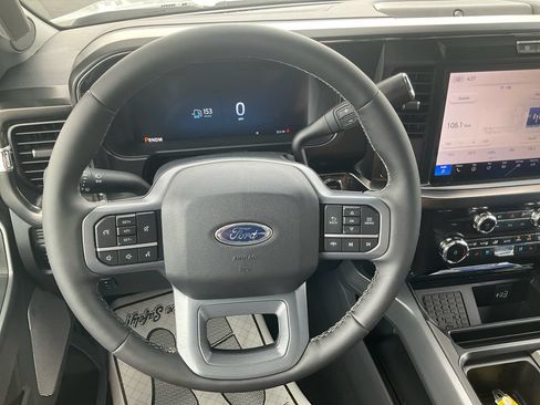 New 2026 Ford F250 Lariat w/ Chrome Package AWD/4WD image 24