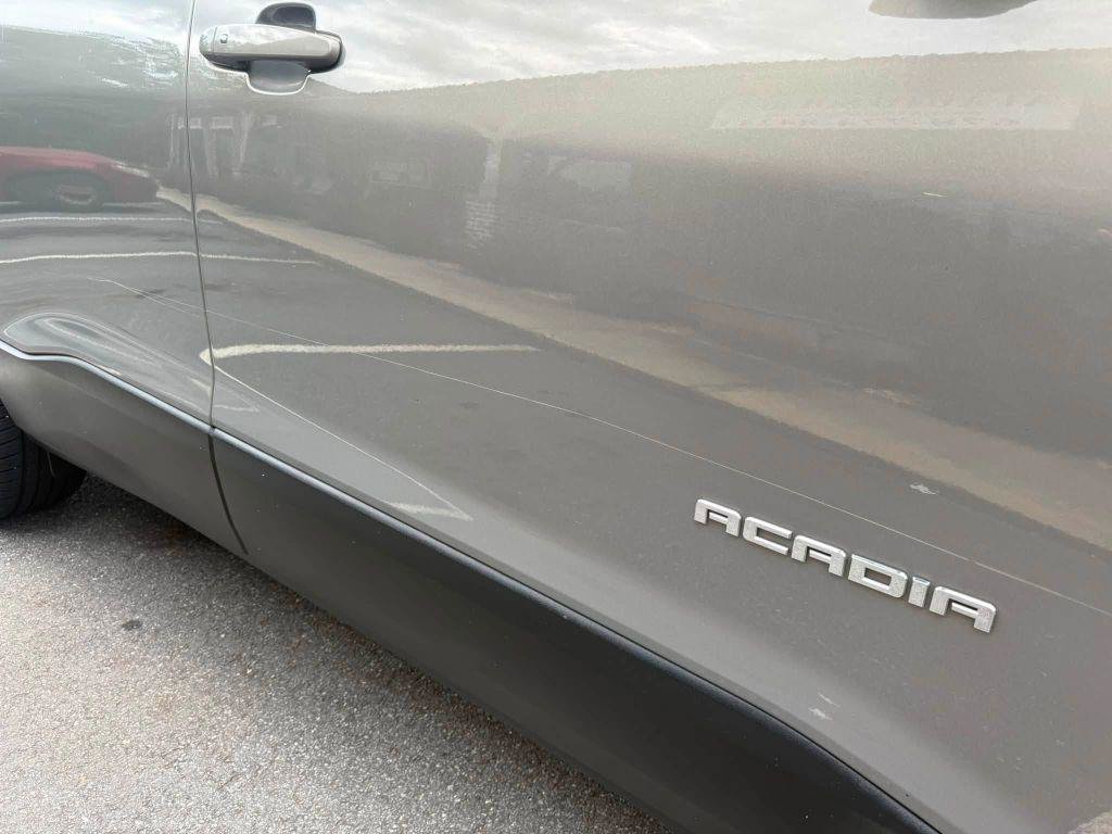 Used 2019 GMC Acadia SLT FWD image 11