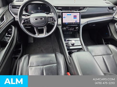 Used 2021 Jeep Grand Cherokee L Overland w/ Luxury Tech Group IV AWD/4WD image 7