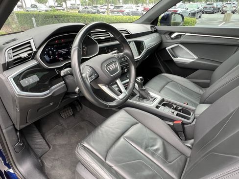 Used 2023 Audi Q3 2.0T Premium w/ Convenience Package AWD/4WD image 17