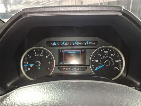 Used 2016 Ford F150 XLT w/ Equipment Group 302A Luxury image 28