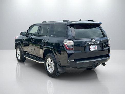 Used 2020 Toyota 4Runner SR5 Premium w/ Moonroof Package RWD image 7