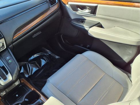 Certified 2020 Honda CR-V Touring image 18