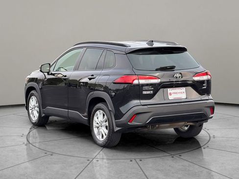 Certified 2023 Toyota Corolla Cross LE image 4