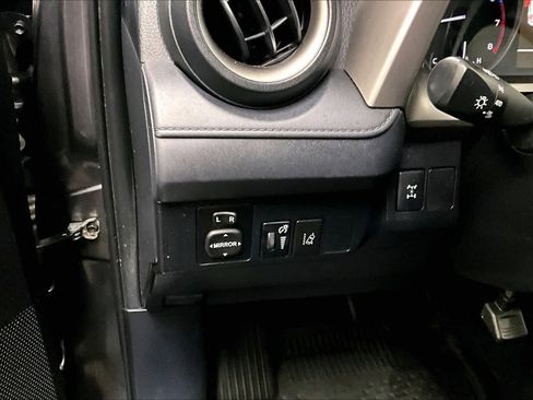 Used 2018 Toyota RAV4 LE w/ All Weather Liner Package image 30