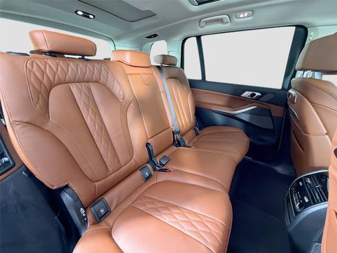 New 2027 BMW X7 xDrive40i AWD/4WD image 28