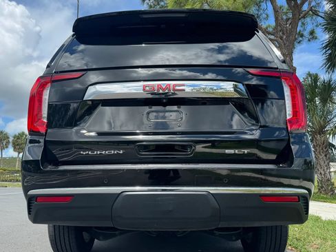 Used 2021 GMC Yukon XL SLT RWD image 6