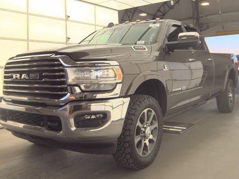 Used 2021 RAM 3500 Limited image 3