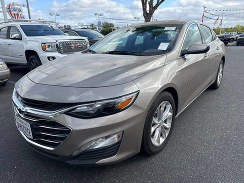 Used 2024 Chevrolet Malibu LT FWD image 1