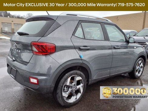 New 2025 Hyundai Venue SEL image 6