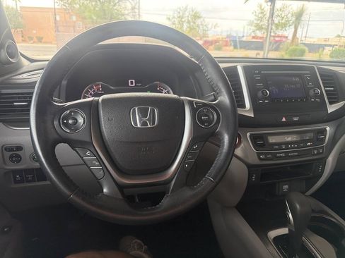 Used 2017 Honda Ridgeline RTL image 28