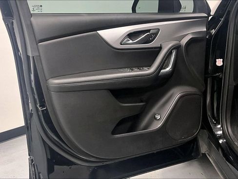 Used 2021 Chevrolet Blazer LT FWD image 15