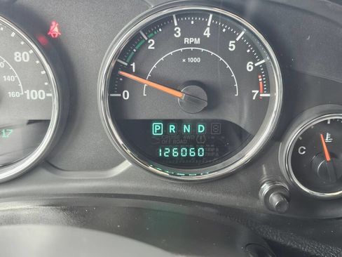 Used 2013 Jeep Wrangler Unlimited Sport AWD/4WD image 18