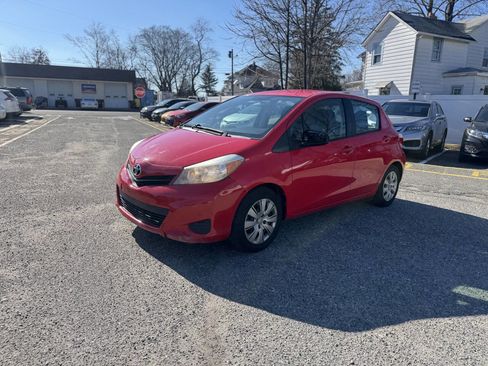 Used 2014 Toyota Yaris LE image 34