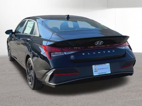 New 2026 Hyundai Elantra Sport FWD image 8