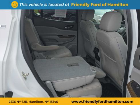 Used 2019 GMC Acadia SLE image 27