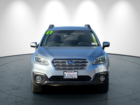 Used 2017 Subaru Outback 2.5i Premium AWD/4WD image 9