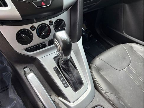 Used 2013 Ford Focus SE FWD image 27
