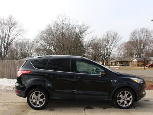 Used 2014 Ford Escape Titanium w/ Equipment Group 401A image 10