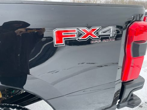 Used 2023 Ford F250 XL w/ STX Appearance Package image 8