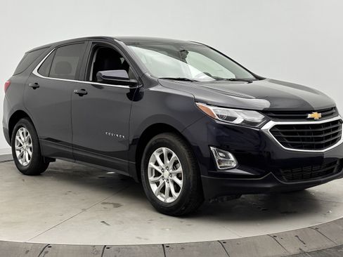 Used 2021 Chevrolet Equinox LT image 3