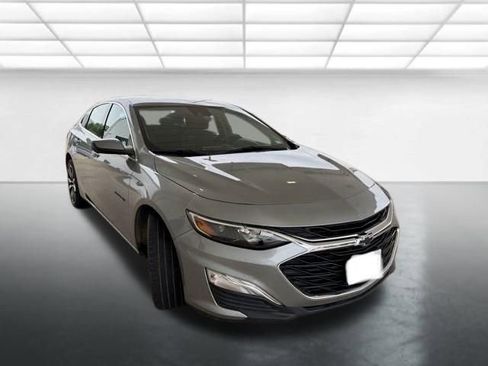 Used 2023 Chevrolet Malibu RS image 1