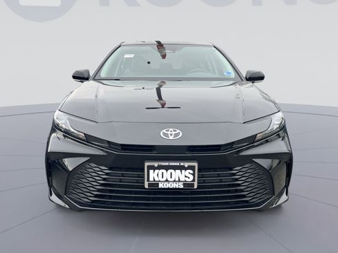 Used 2026 Toyota Camry LE FWD image 14