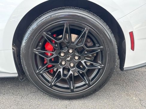 Used 2024 Ford Mustang GT Premium w/ GT Performance Package image 5