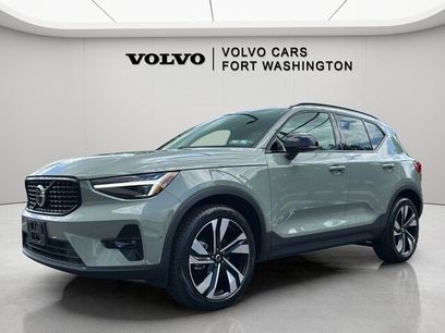 Certified 2024 Volvo XC40 B5 Plus w/ Climate Package
