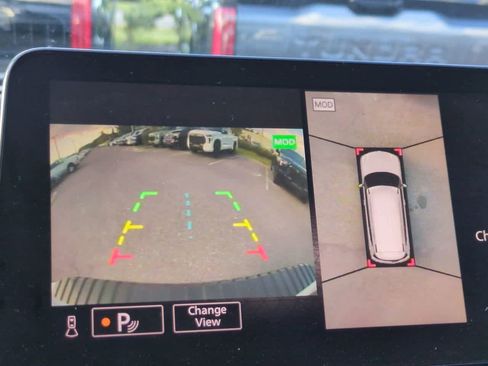 Used 2022 Nissan Armada SL w/ Captain's Chairs Package image 20