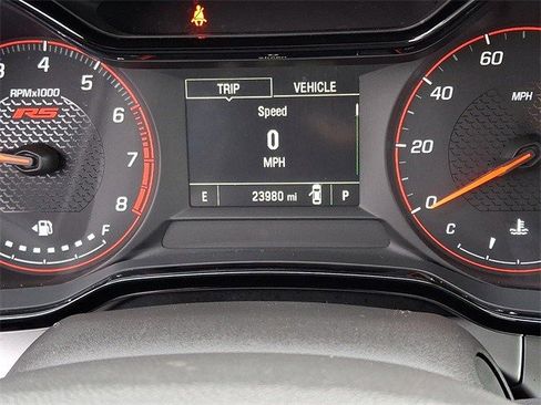 Certified 2024 Chevrolet Trax RS w/ Sunroof Package image 19