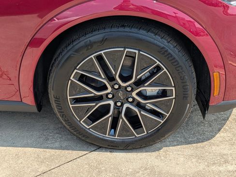 New 2025 Ford Mustang Mach-E Premium image 9