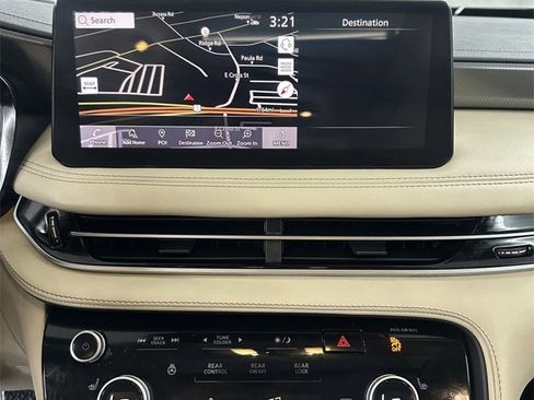 Used 2023 INFINITI QX60 Luxe image 26