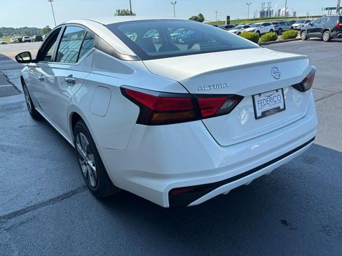 Used 2022 Nissan Altima 2.5 S FWD image 6