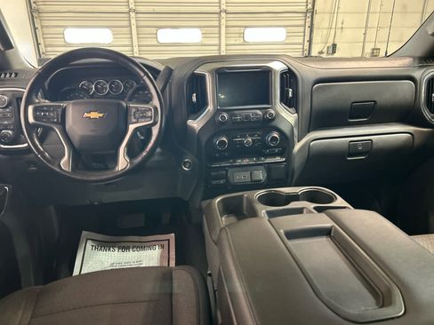 Used 2019 Chevrolet Silverado 1500 LT w/ All-Star Edition AWD/4WD image 4