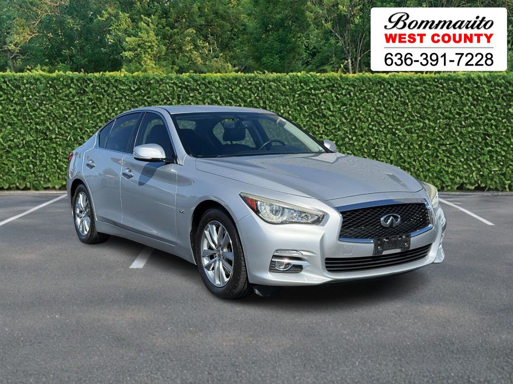 Used 2016 INFINITI Q50 3.0t Premium w/ 3.0T Premium Plus Package AWD/4WD image 1